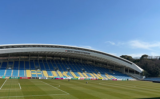 メインスタンド指定(M6)から見えるスタジアム写真