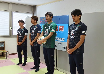 【広報ブログ】九大病院の小児病棟を訪問。